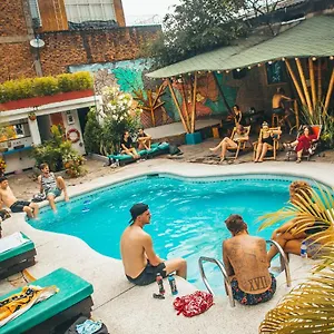 Viajero Hostel Cali & Salsa School Hotel